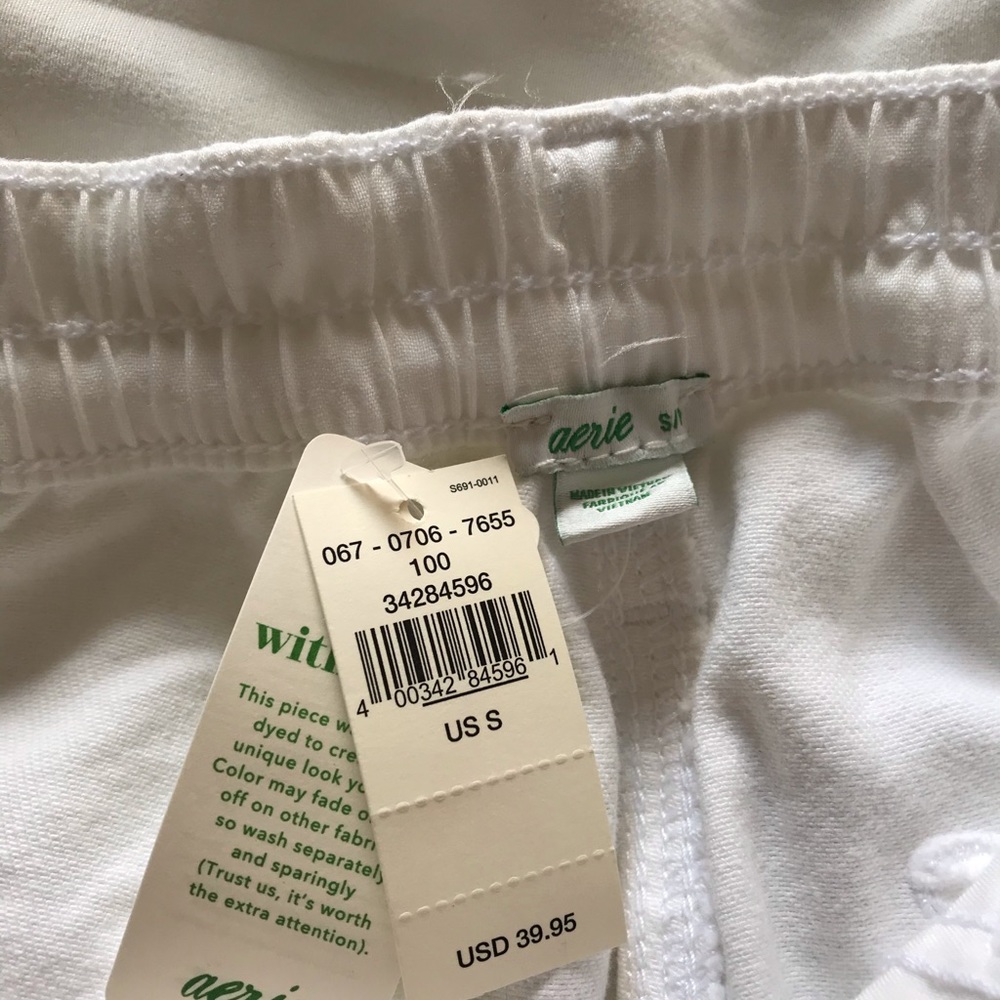 NWT White Aerie Shorts - Picture 2 of 4